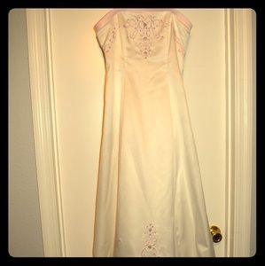 Ivory and Pink Strapless Dress w Gorgeous detail